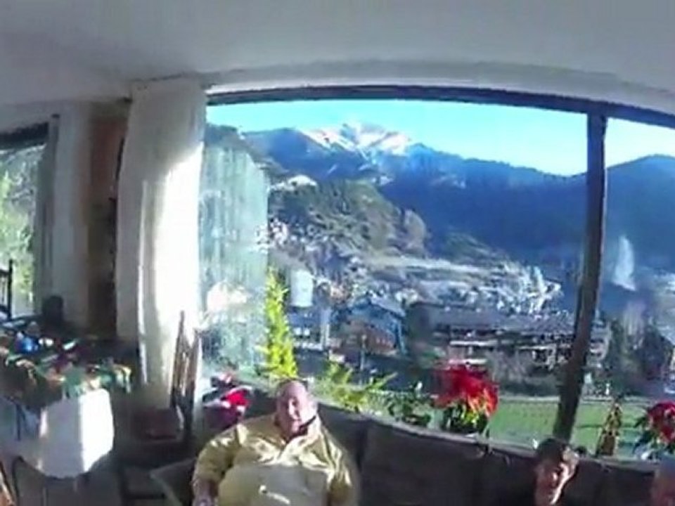 The Horns Lekker Vacation, Snowboarding and skiing Andorra 2011 [HD]