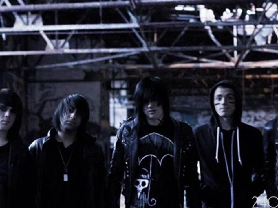 Chomp Chomp Attack - The Nightmare Before Christmas - This Is Halloween (Screamo Cover)