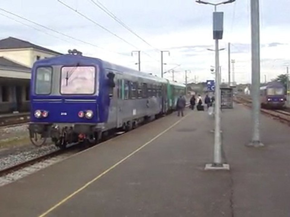 Guingamp X2115 renové X2100 vert  09 oct 2009