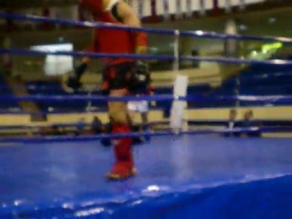 Ahmet Şahin Muay Thai Maçı K.O ;)