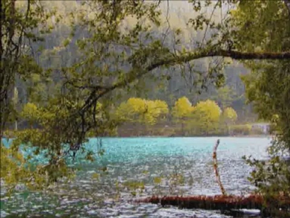 Beyaz Bulut-Okul sarkısı