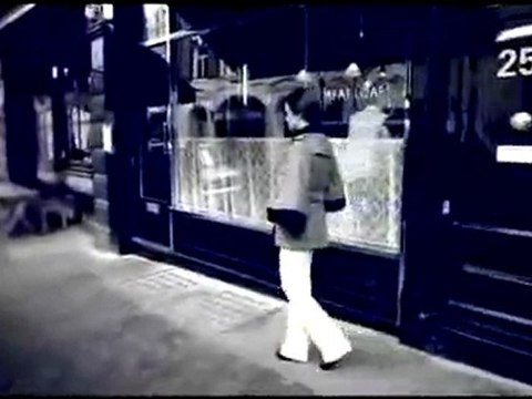 Ayşe Özyılmazel - İkimiz | Video | Klip | 2011