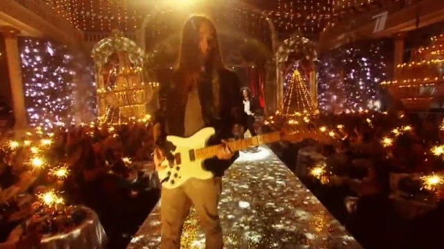 Лолита & Ирина Аллегрова - Рюмка водки на столе