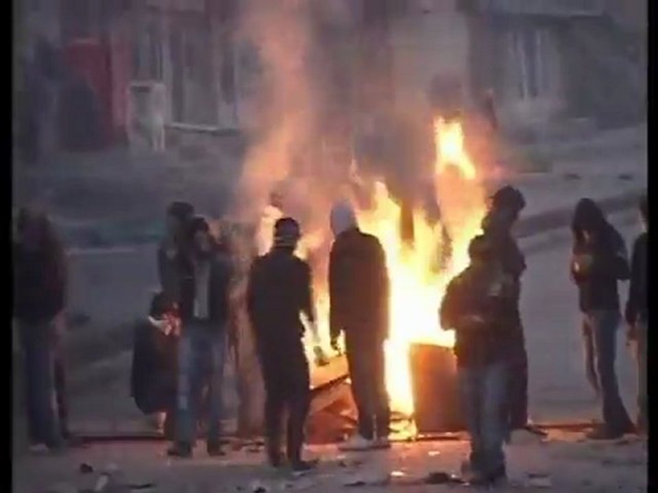 Kurds attack governor in South-East Turkey