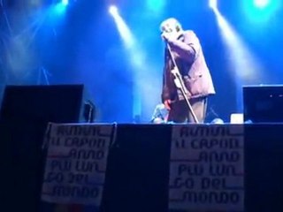 Rimini, Franco Battiato accende il capodanno piu' lungo del mondo