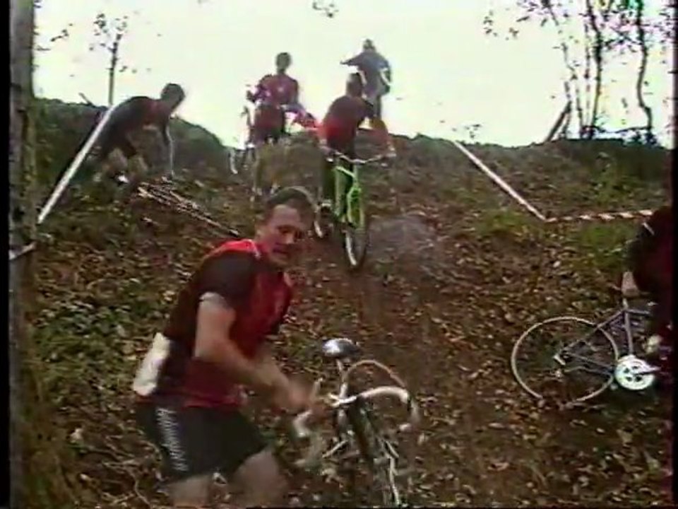 Attention les Gars, Dangereux ! (HQ)