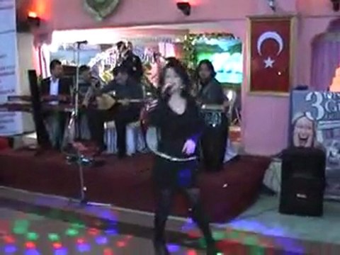 NURAY AKSOY KENDİSİ LAZIM