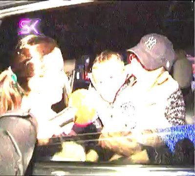 MUSTAFA SANDAL VE EŞİ EMİNA, OĞULLARI YAMAN'LA BİRLİKTE YILBAŞI KEYFİ YAPTI