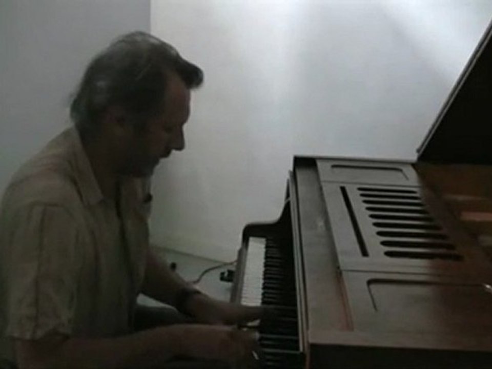 Jean-Louis Bachelet, piano.