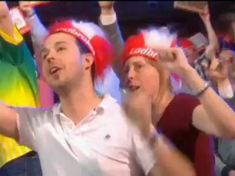 Darts Championship - Lewis zeigt Herz