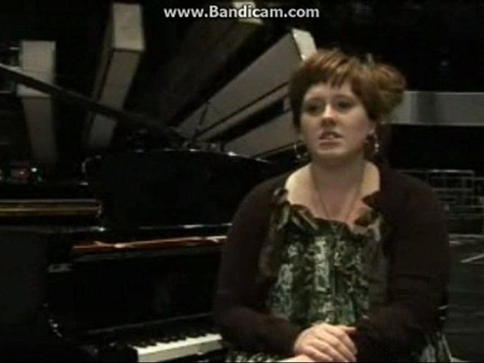 Adele - Backstage Interview at Jools Holland (June 2, 2007)
