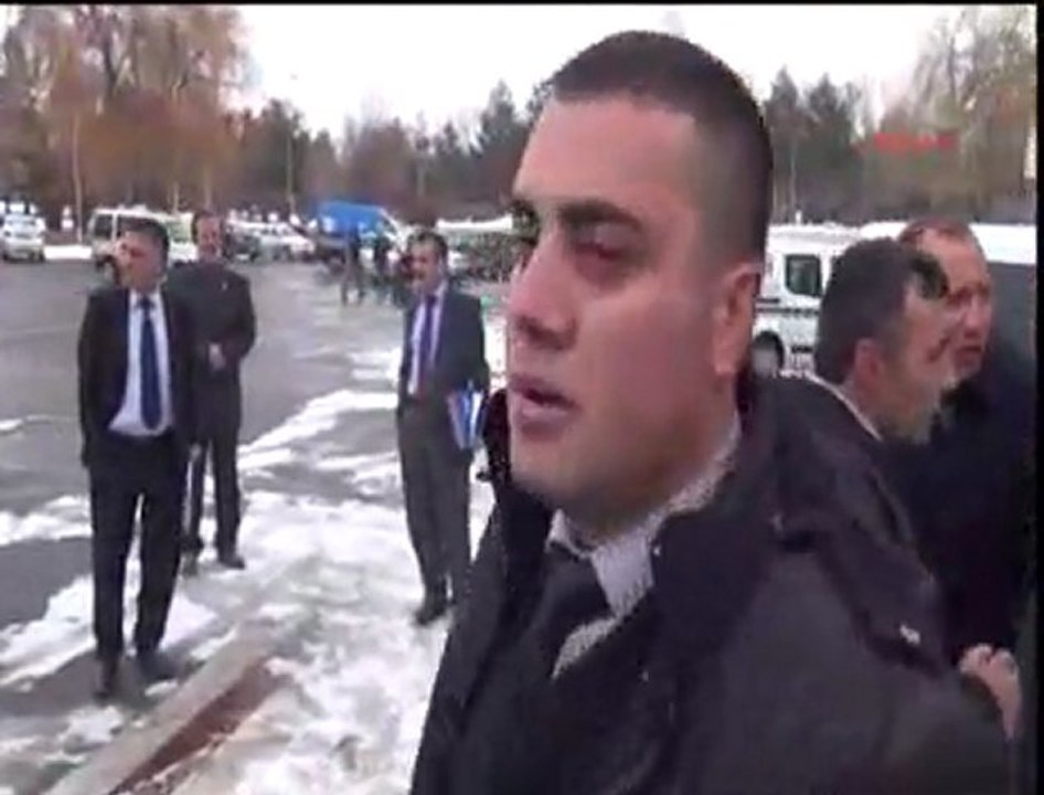 Özel Güvenlikçiler Üniversite Bastı