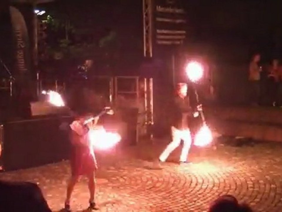 Feuershow augsburg - fantômes de flammes - kulturina/bürgerfest