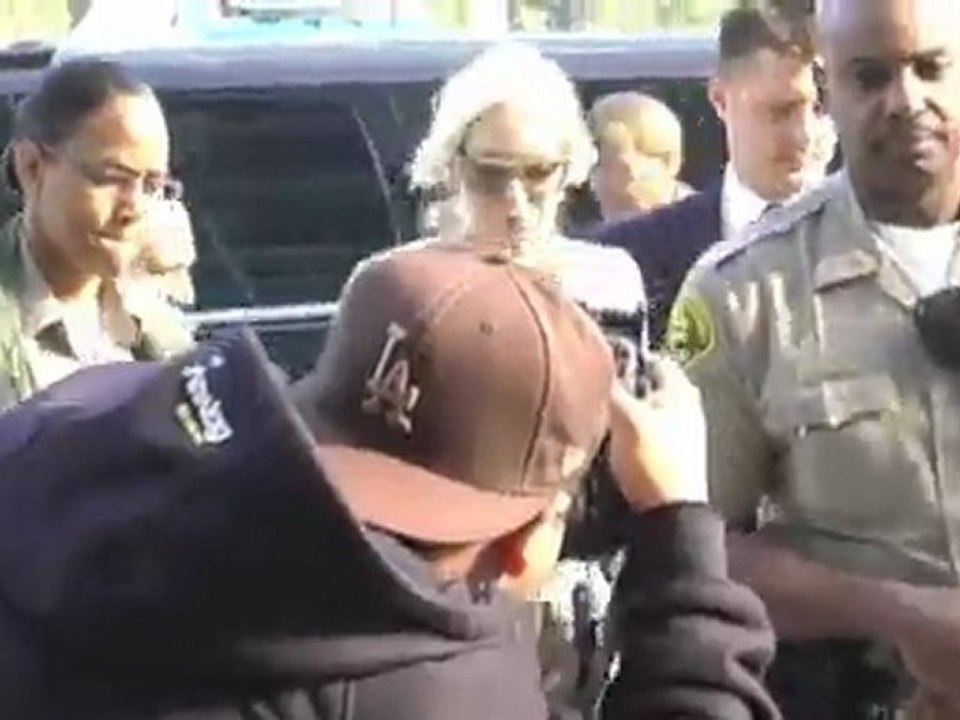 Lindsay Lohan bleibt brav daheim