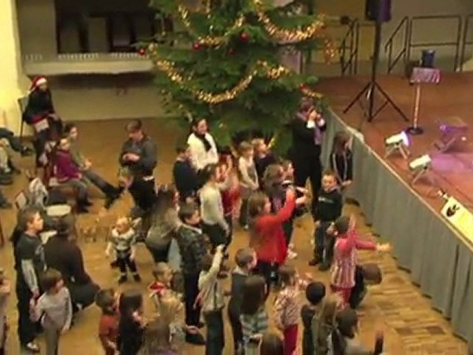 Les clowns magiciens ALO et RICO