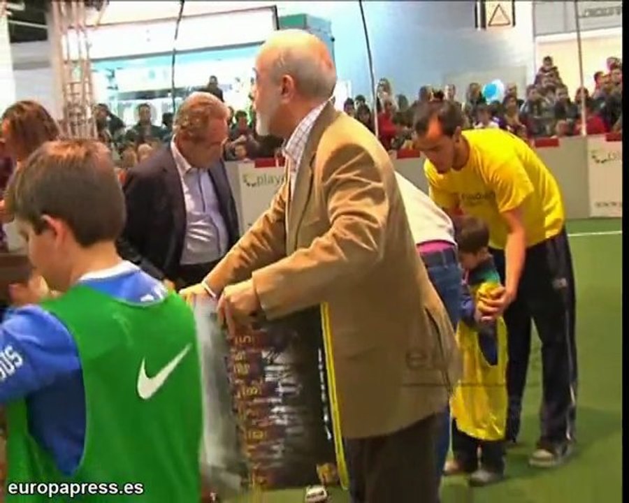 Fabregas, Fontàs y Thiago en el Salón de la Infáncia
