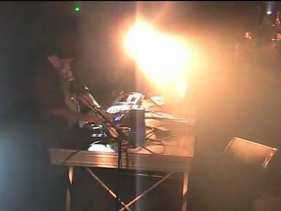 Zerolex live @ Montmartin s/mer - Réveillons-nous! - 30 décembre 2011