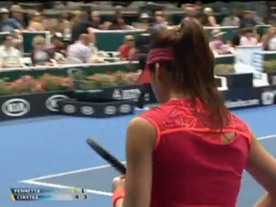 Auckland - Pennetta startet mit Sieg