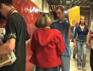 Lockers | Interclasse dans un High-school aux USA | PIE