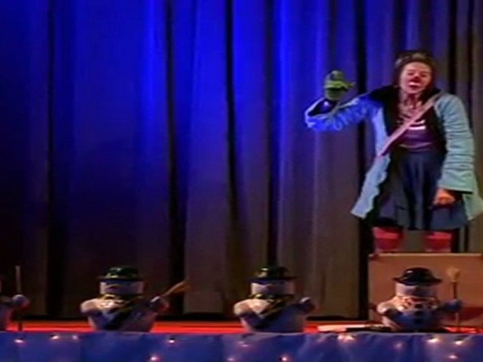 Die Reise ins Schneeland (2) - Glucks die Superheldin