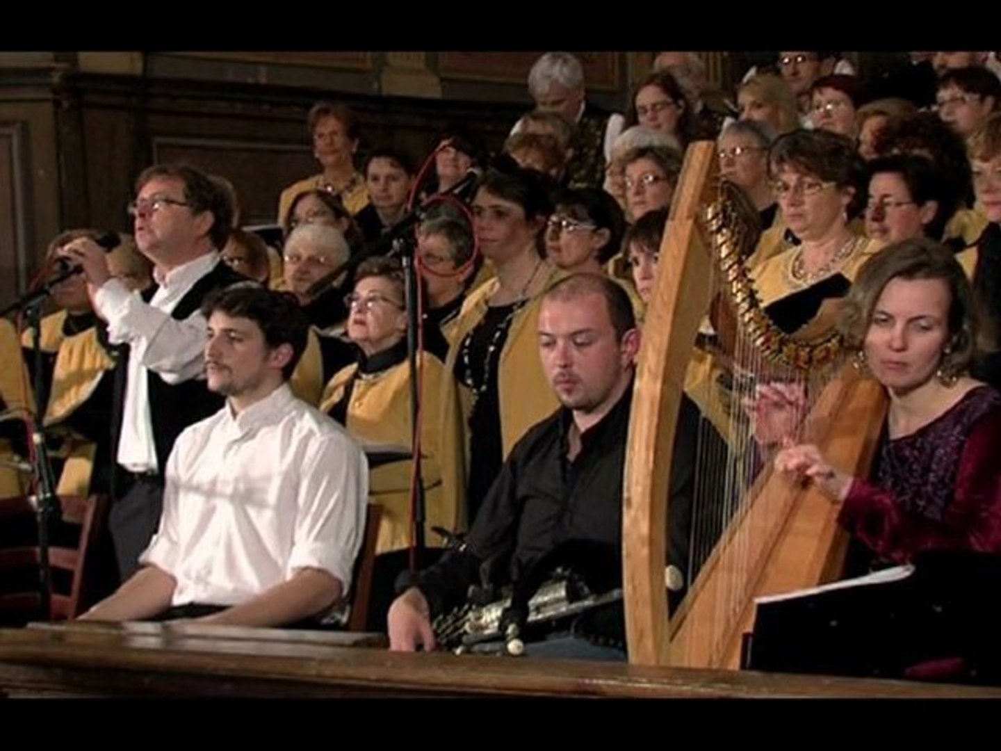 Ensemble Choral du Bout du Monde : Tuchenn Mikael - Vidéo Dailymotion