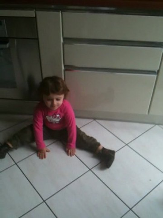 Nina fait du ski