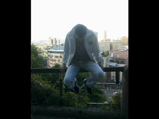 BiR meyhAne buLDUM mezarLIGIN karşISNda((kaDO16))