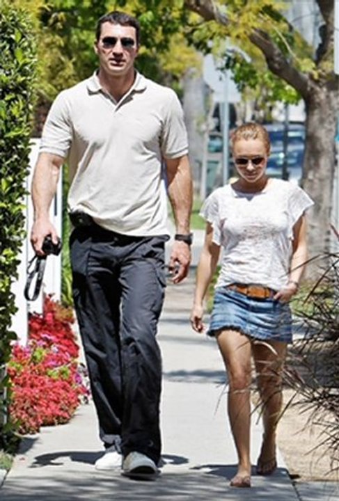 Hollywood's unusual couples with height mismatch/INNA song