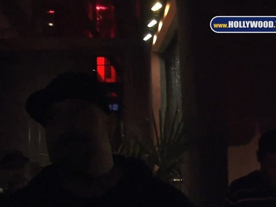 B REAL OUTSIDE FOGO DE CHAOW