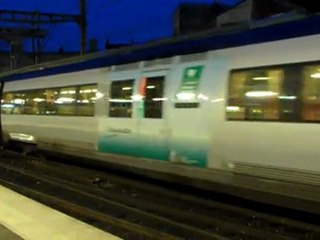 Depart nocturne     X 72729-730     d'Amiens           30-12-2011