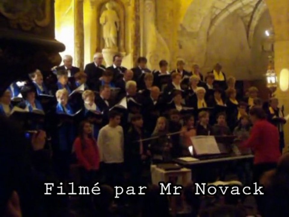 2011-Noël à l' église de Bessan