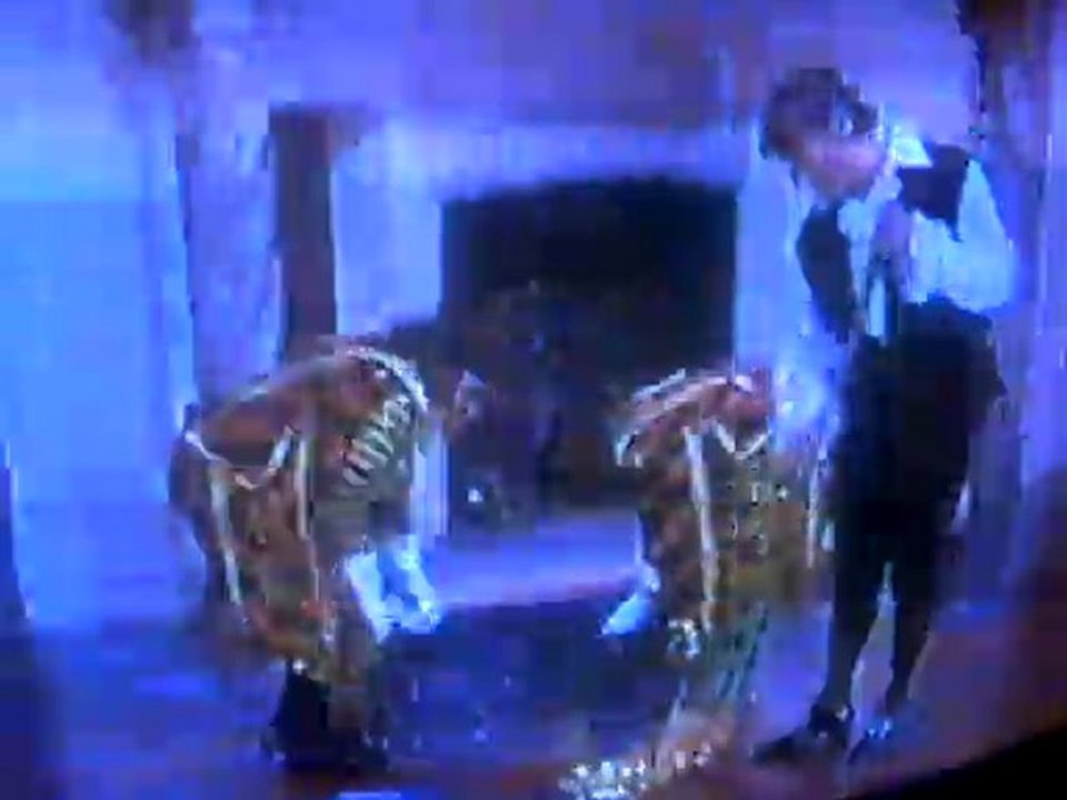 louis de funès , la folie des grandeurs ! " les ministres " version ( déja 1971 ) gérard oury .