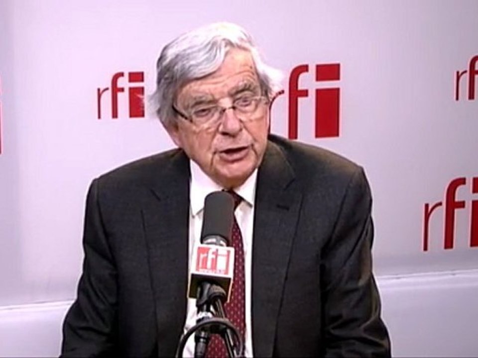 Jean-Pierre Chevènement, candidat à la présidentielle française 2012, sénateur du Territoire-de-Belfort, président d'honneur du MRC