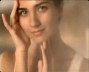 Tuba Büyüküstün - Pantene Arabia adv.