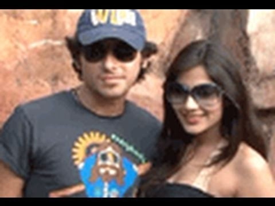 'Pyaar Ka Punchnama' Team At 'Water Kingdom' - Bollywood Hungama Exclusive