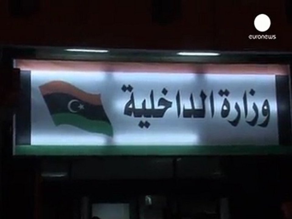 Libye : l'ancien général Youssef al-Mankouch nommé à...