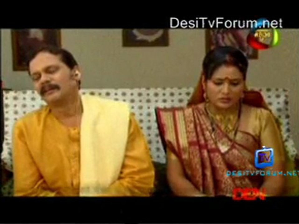 Dulhaniya Uhe je Nanad Man Bhaaye - 4th January 2012  P1