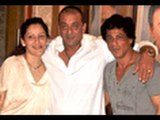 Shahrukh Khan At Sanjay Dutt's Wife Manyata Dutt's Birthday Party