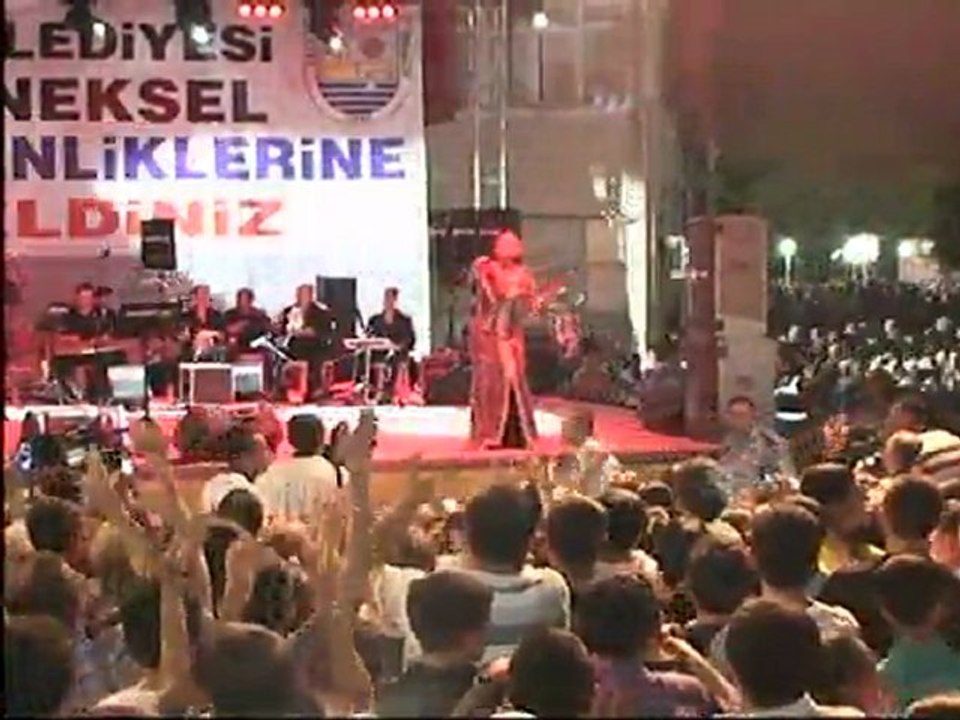 Payas Ramazan Şenlikleri - Muazzes Ersoy konseri 3.bölüm