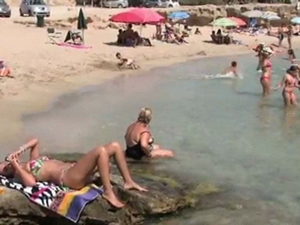 La spiaggia di Marina di Mancaversa (LE)  - ApuliaTV alla scoperta della Puglia -