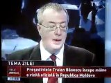 Santajistul Bogdan Chirieac ii da lectii de diplomatie si romanism lui Traian Basescu la TVR 1