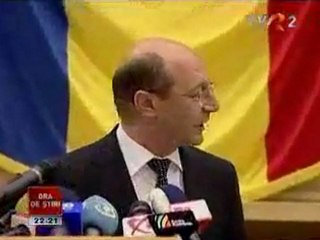 Basescu blocat pe aeroport la intoarcerea din Israel