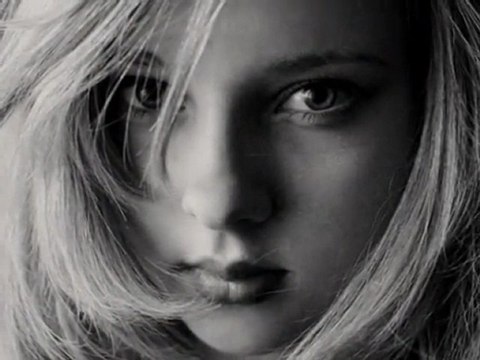 NİL BURAK & YALNIZIM BEN