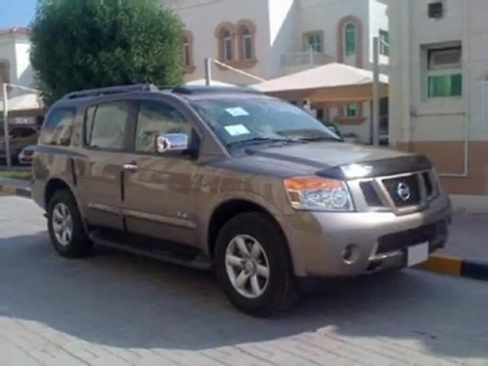 Nissan Armada 2008-Silver for sale in Qatar