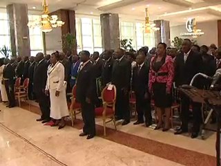 4 groupes adressent leurs voeux...