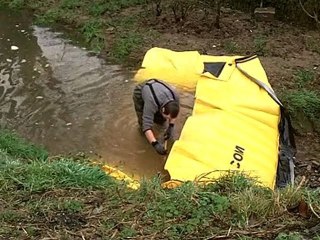 Démonstration barrage Water-Gate Commune de Saint-Menges