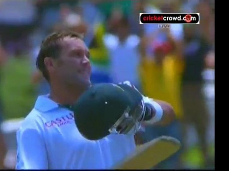 SA well placed after batsmen's day