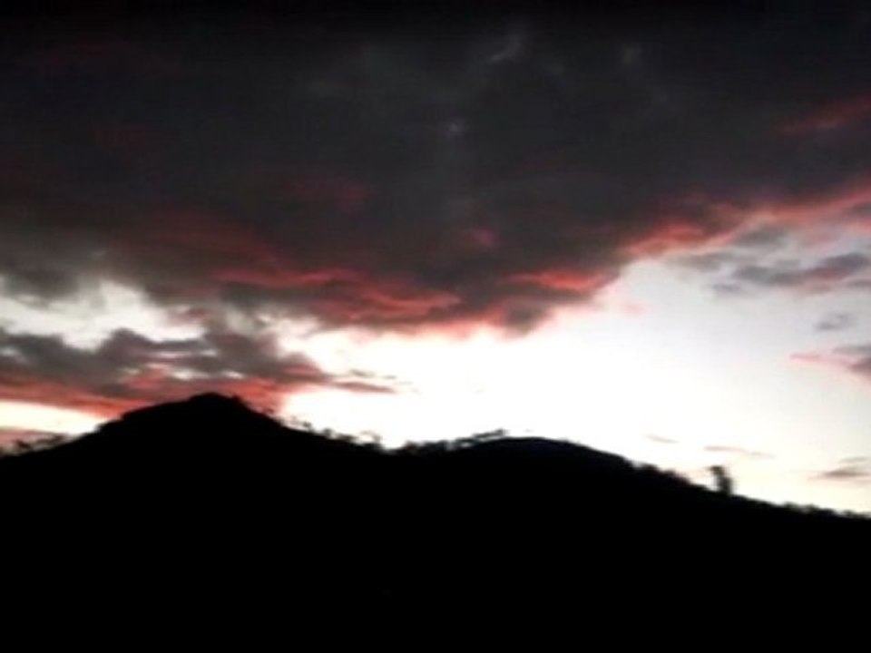 Beautiful Red Sunset [Happy 2012]
