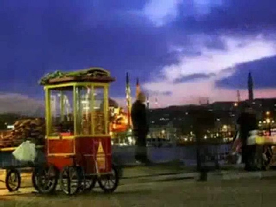 Allah Dostlarini Sevenler Bir Gün Gelir Onlardan Olur !