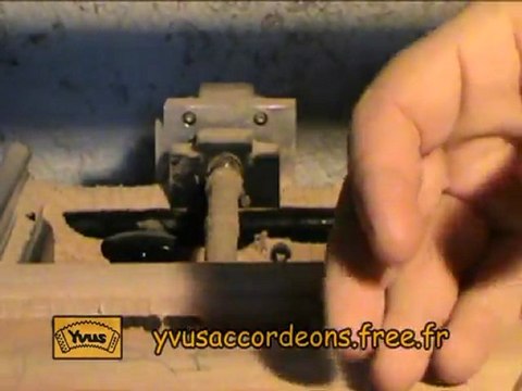 Fabrication accordéon YVUS Secrets d'atelier par Yves Gaubert